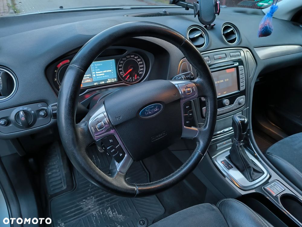 Ford Mondeo - 19
