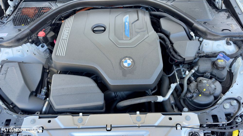 BMW 320 e Touring Aut. M Sport - 10