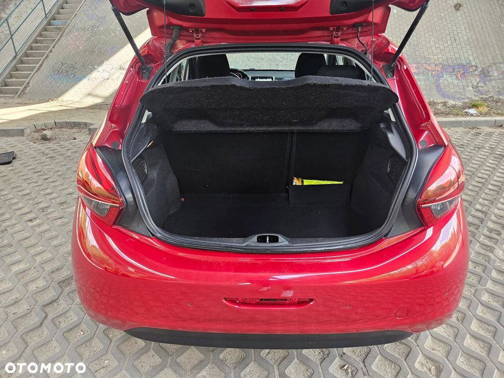 Peugeot 208 1.2 PureTech Active - 9