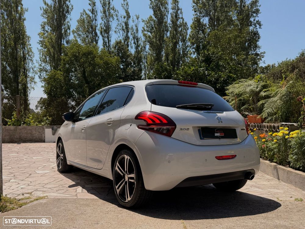 Peugeot 208 1.2 PureTech GT Line - 7