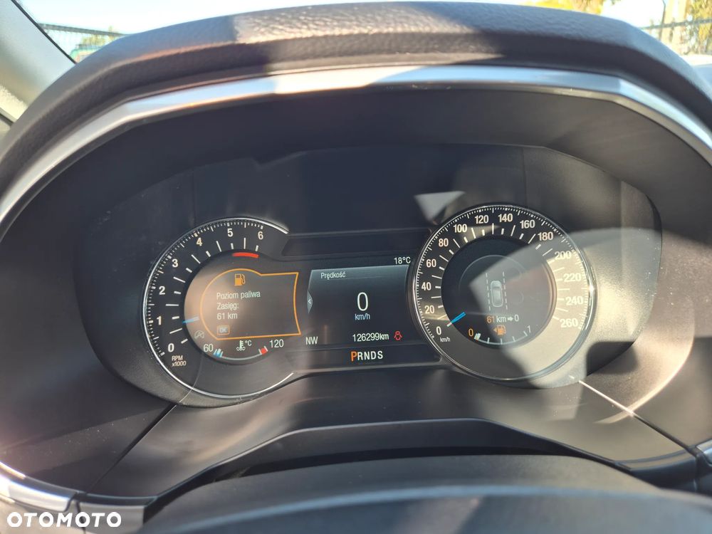 Ford S-Max 2.0 EcoBlue Titanium - 36