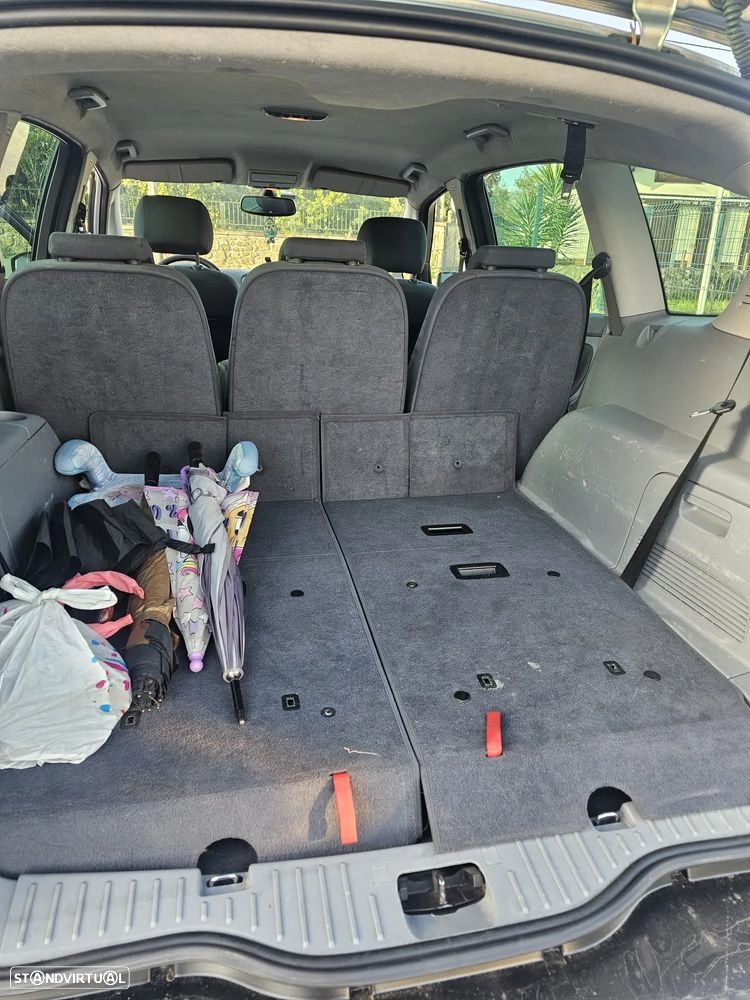 Ford S-Max 1.8 TDCi Titanium 7L - 3