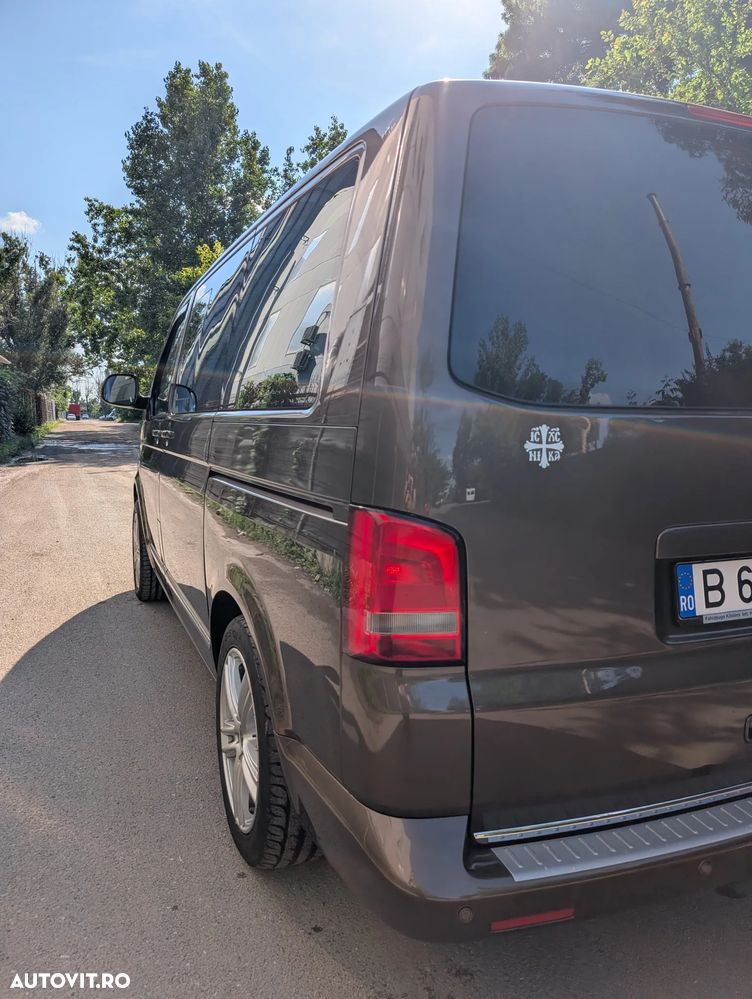 Volkswagen Multivan - 11