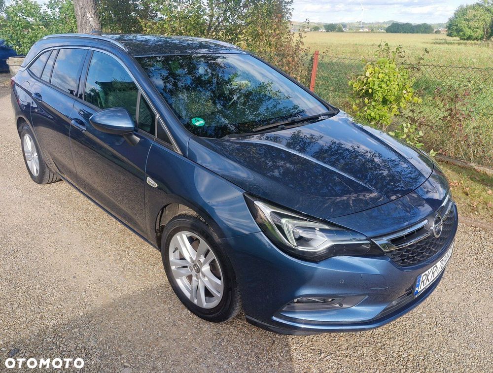 Opel Astra 1.4 Turbo Start/Stop Sports Tourer Dynamic - 4