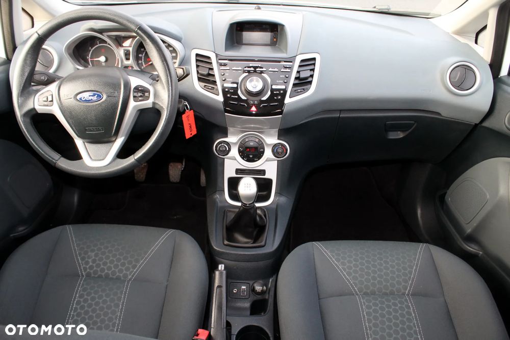 Ford Fiesta 1.6 Ti-VCT Titanium - 9