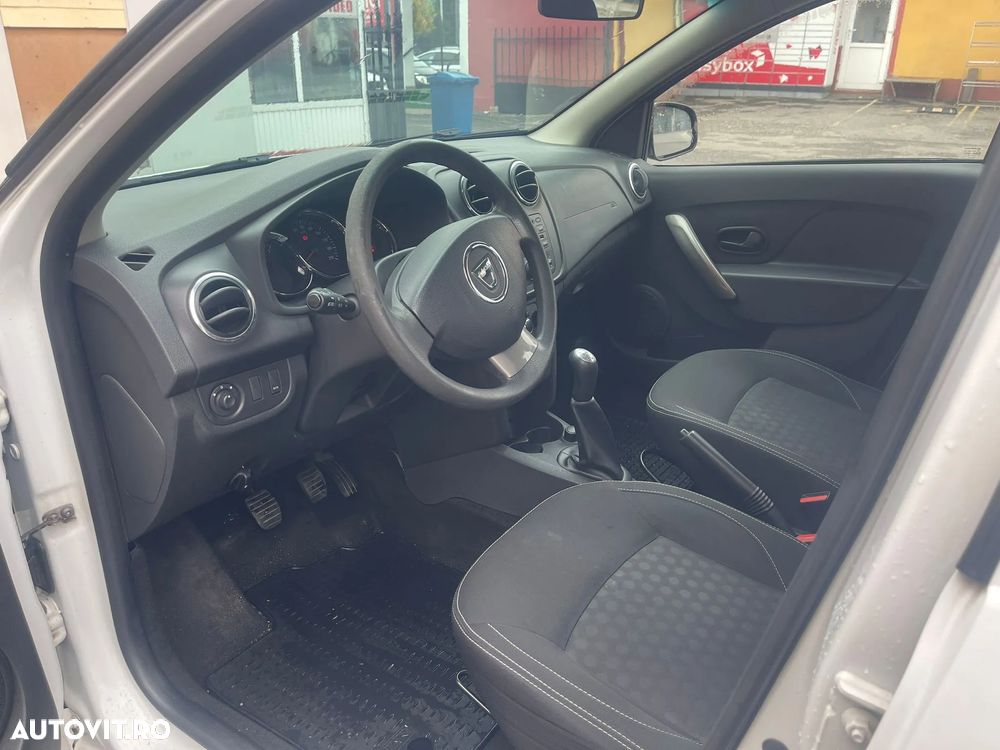 Dacia Logan - 11