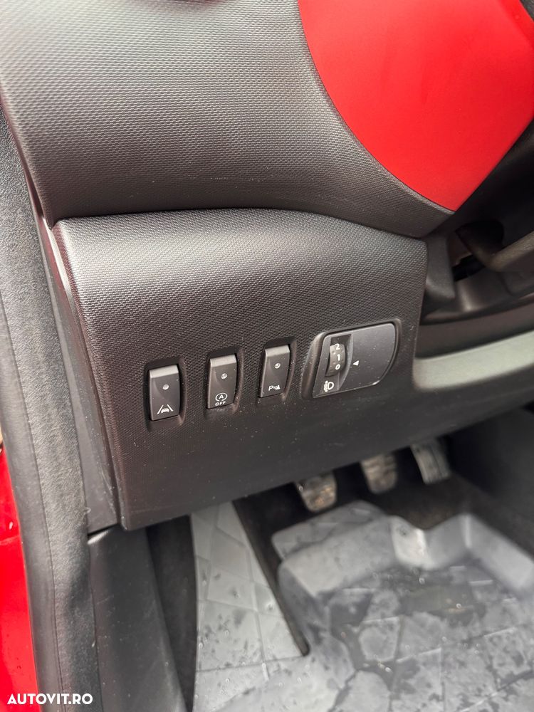 Renault Twingo ENERGY TCe 90 Intens - 9