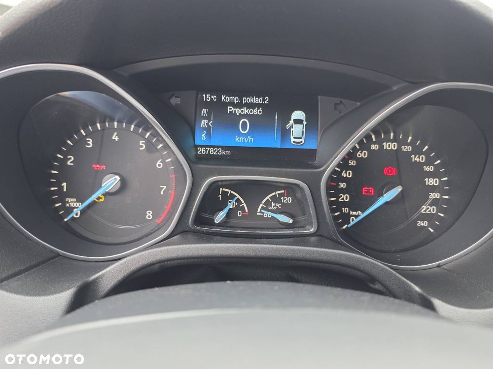 Ford Focus 1.6 SYNC Edition - 13