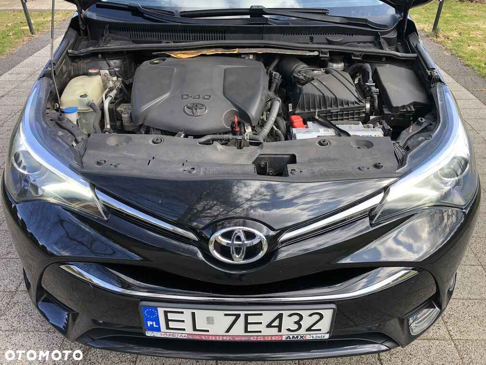 Toyota Avensis 2.0 D-4D Premium - 13