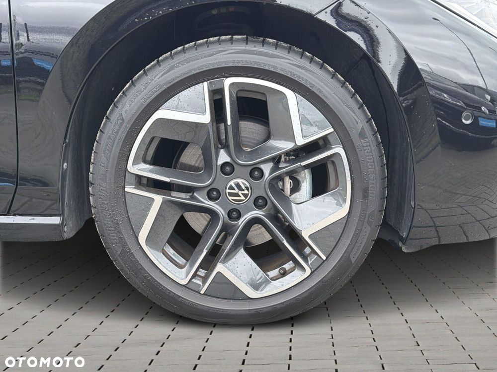 Volkswagen Passat - 9