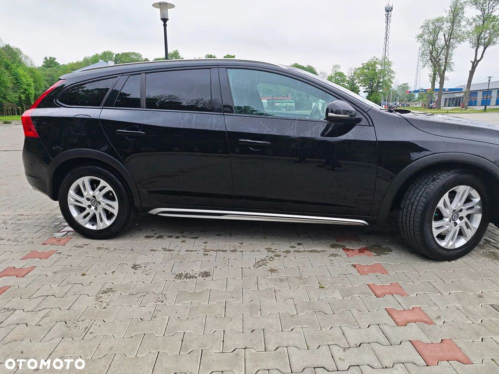 Volvo V60 Cross Country D3 Geartronic Momentum - 13