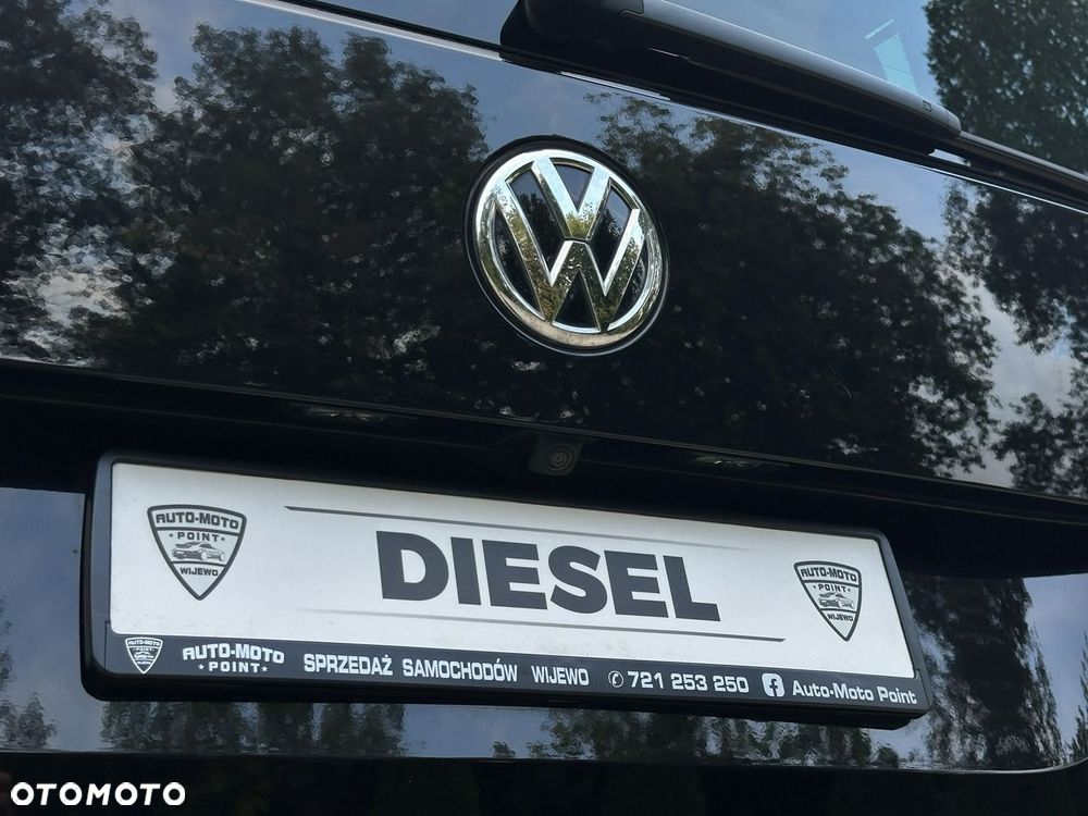 Volkswagen Multivan - 26