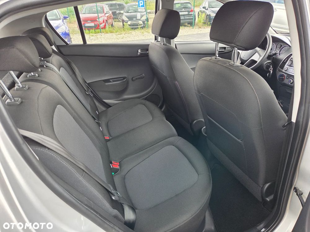 Hyundai i20 1.2 Fifa World Cup Edition - 8