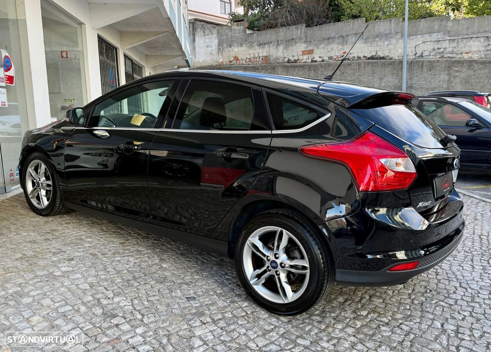 Ford Focus 1.0 SCTi Titanium - 6