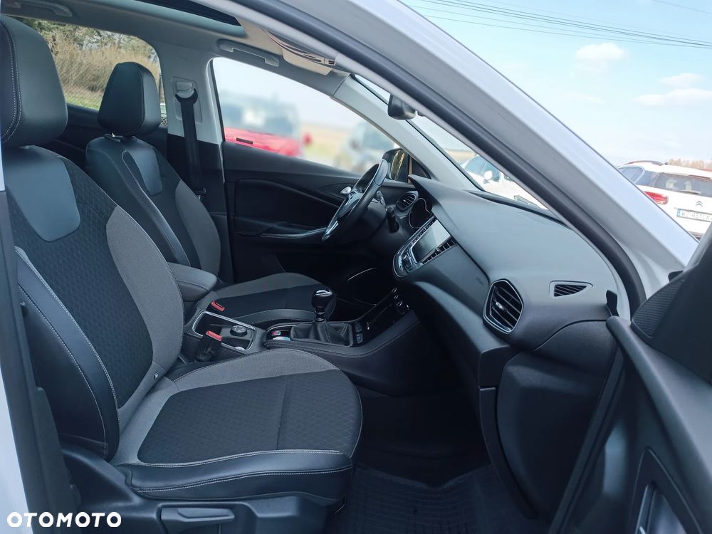 Opel Grandland X 1.6 D Start/Stop INNOVATION - 15