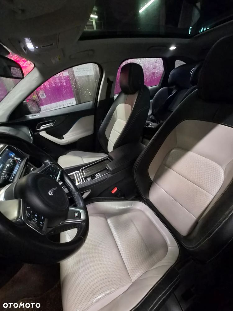 Jaguar F-Pace 2017 photo 3