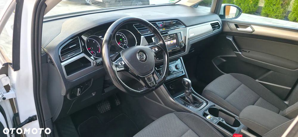 Volkswagen Touran 2.0 TDI BMT Active DSG - 11