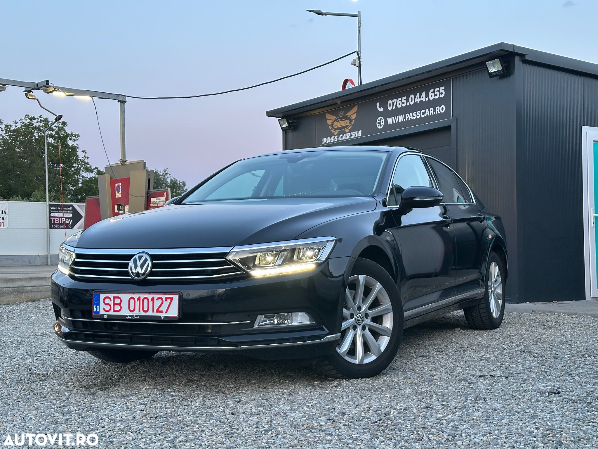Volkswagen Passat 2.0 TDI (BlueMotion Technology) DSG Highline - 2