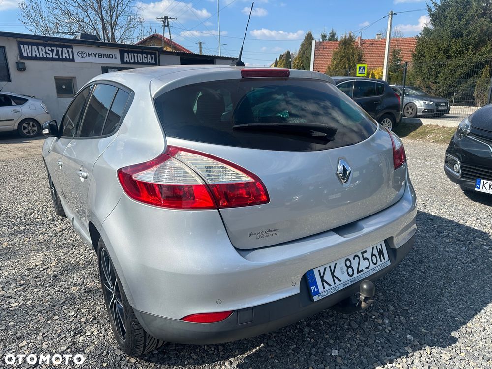 Renault Megane ENERGY TCe 130 Start & Stop Bose Edition - 4