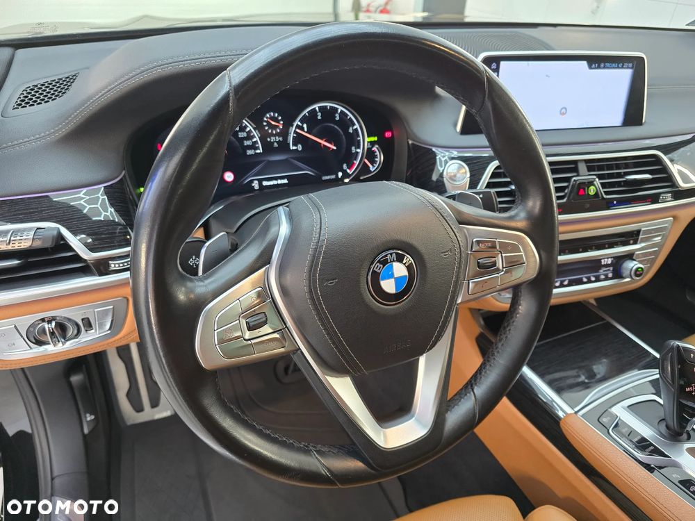 BMW Seria 7 730d xDrive - 17
