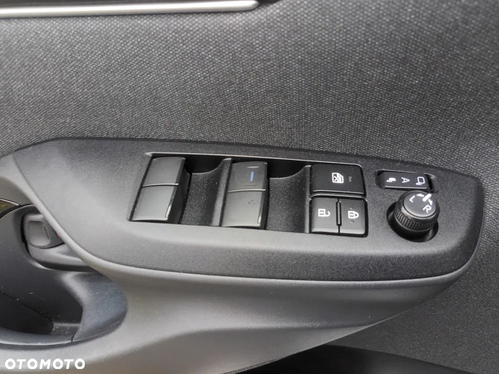 Toyota Yaris 1.5 Selection Elegant - 12