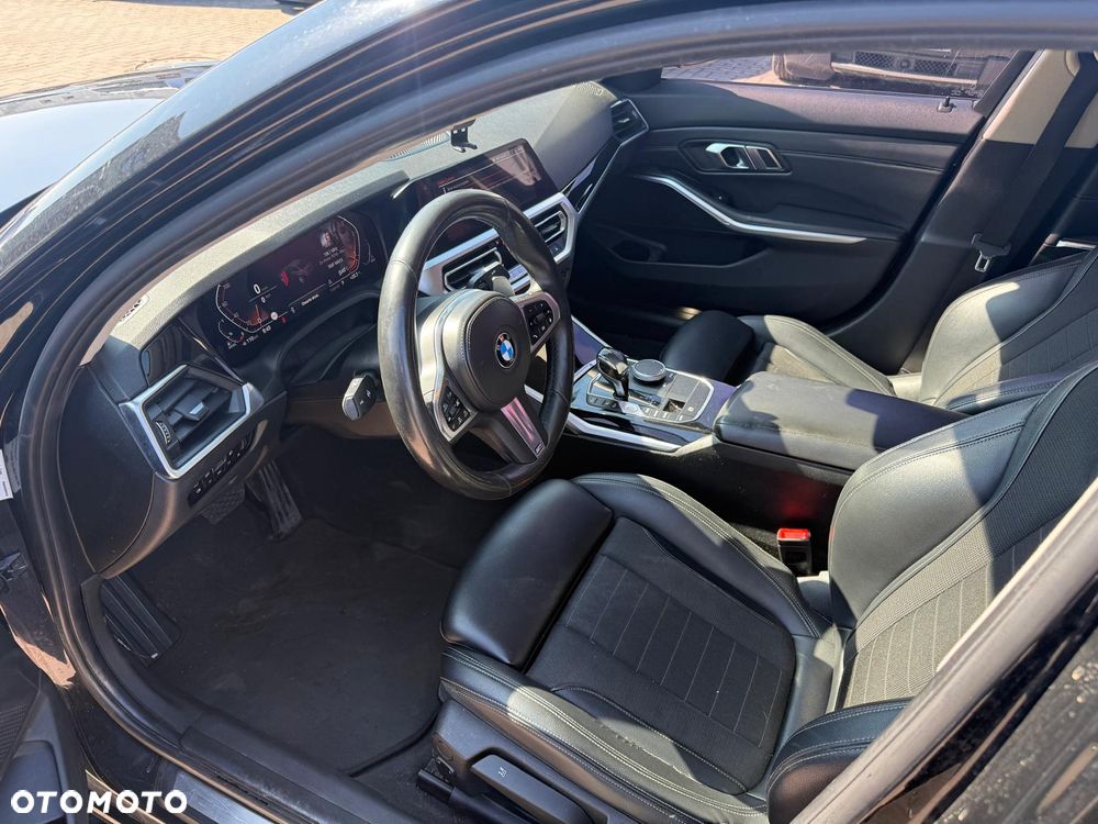 BMW Seria 3 318d - 12