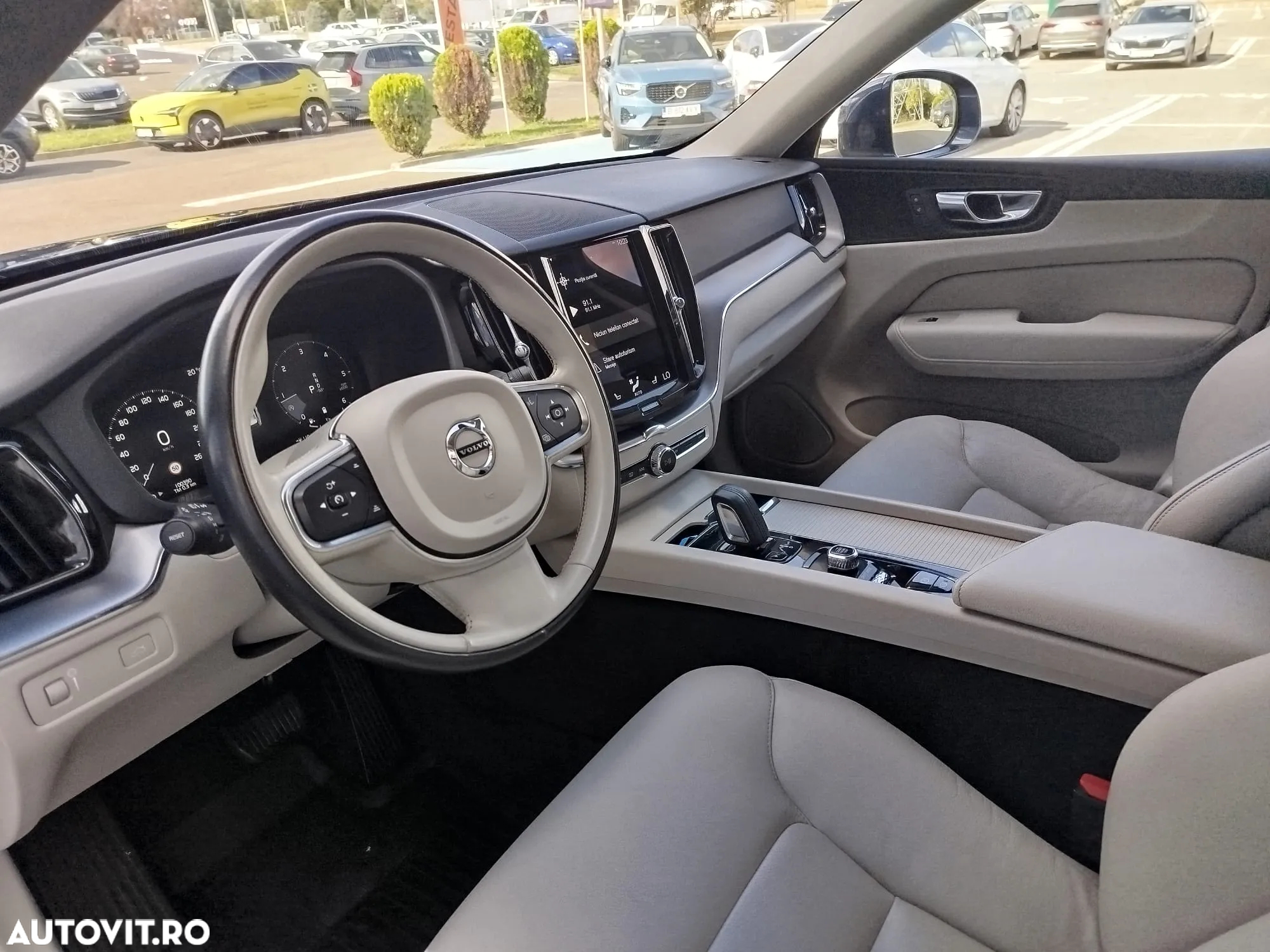 Volvo XC 60 B4 MHEV Momentum Pro - 14