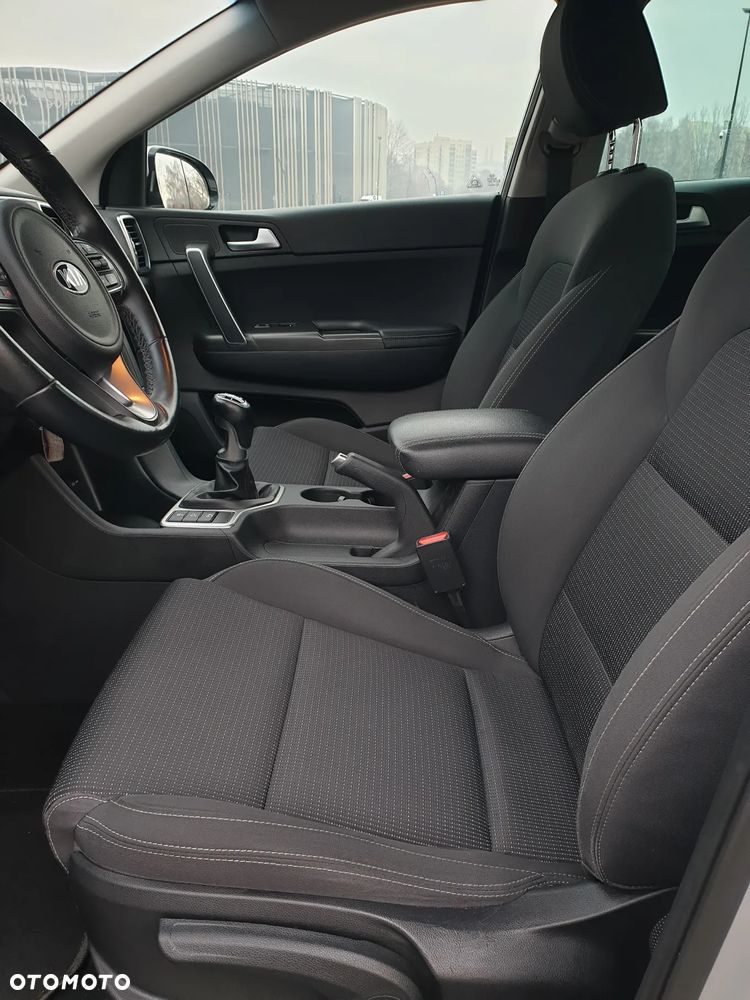 Kia Sportage 1.6 GDI 2WD Dream-Team Edition - 7