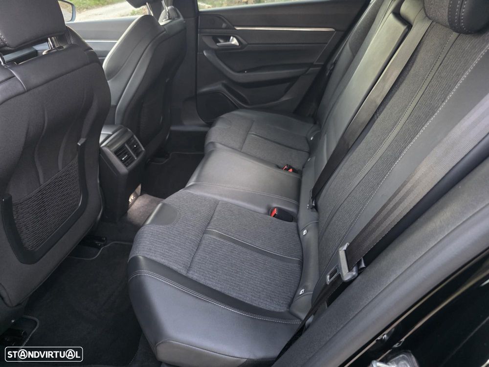 Peugeot 508 1.6 Hybrid Allure e-EAT8 - 20