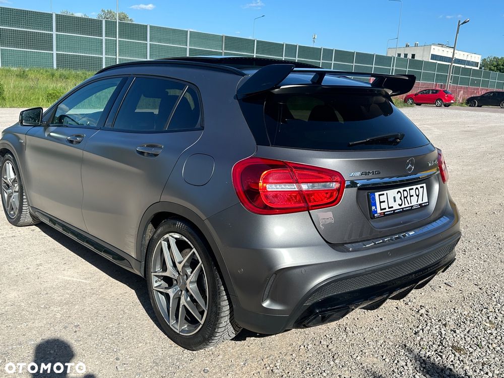 Mercedes-Benz GLA AMG 45 4Matic AMG Speedshift 7G-DCT - 11