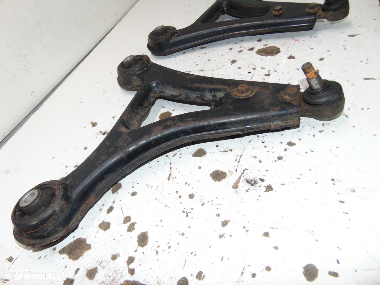 Volvo 480 turbo braços da suspensão - 2
