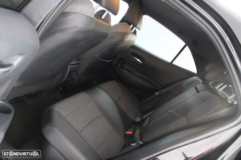 Toyota Corolla 1.8 Hybrid Comfort+P.Sport - 6