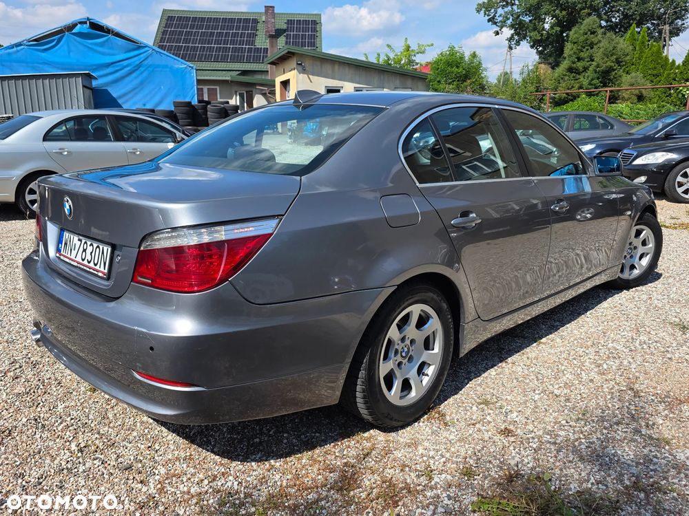 BMW Seria 5 520d - 13