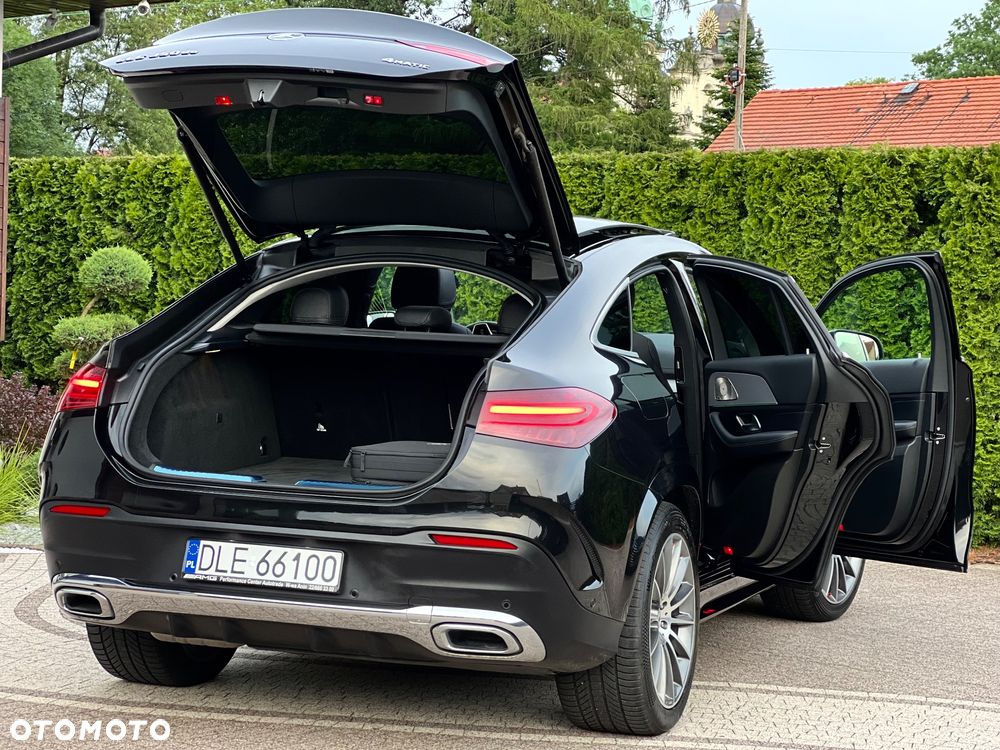 Mercedes-Benz GLE 300 d 4Matic 9G-TRONIC AMG Line - 37