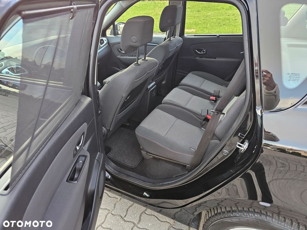 Renault Scenic - 10