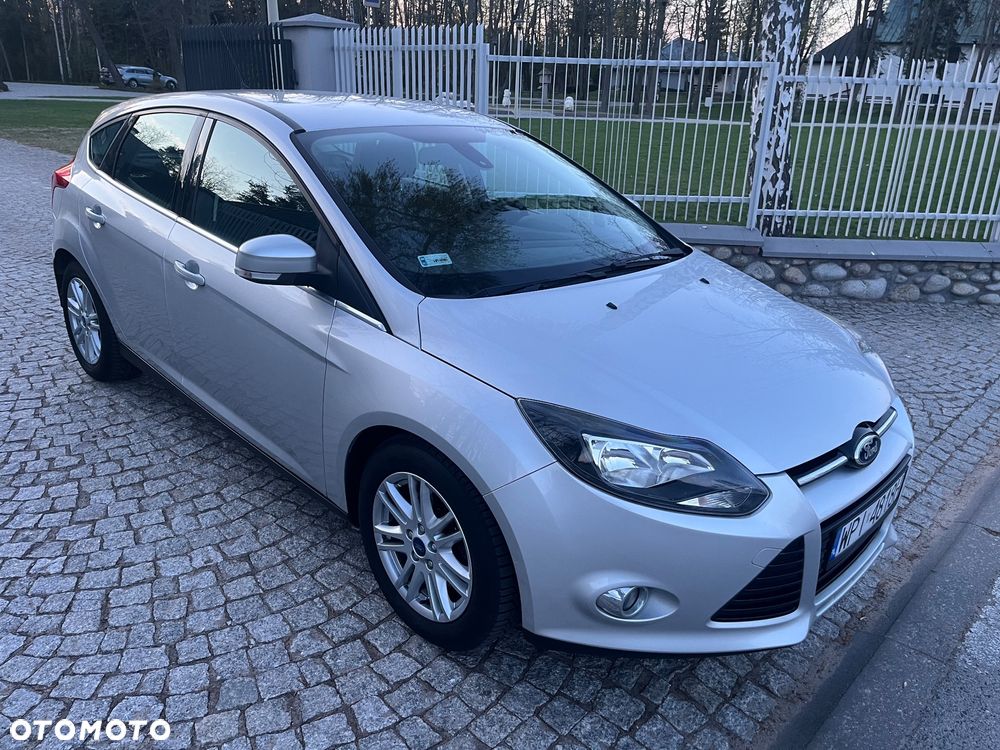 Ford Focus 1.6 EcoBoost Titanium - 19