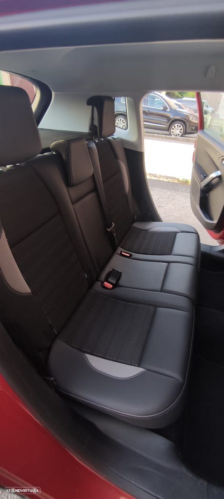 Peugeot 2008 PureTech 110 Stop&Start EAT6 GT-Line Edition - 12