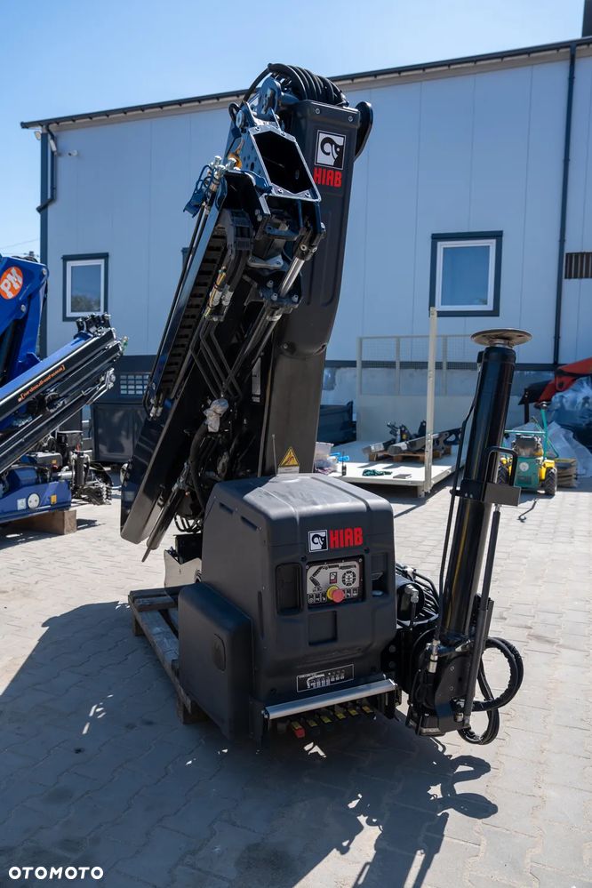 HDS, Żuraw, HIAB X-HIPRO 142 ES-1 - 2