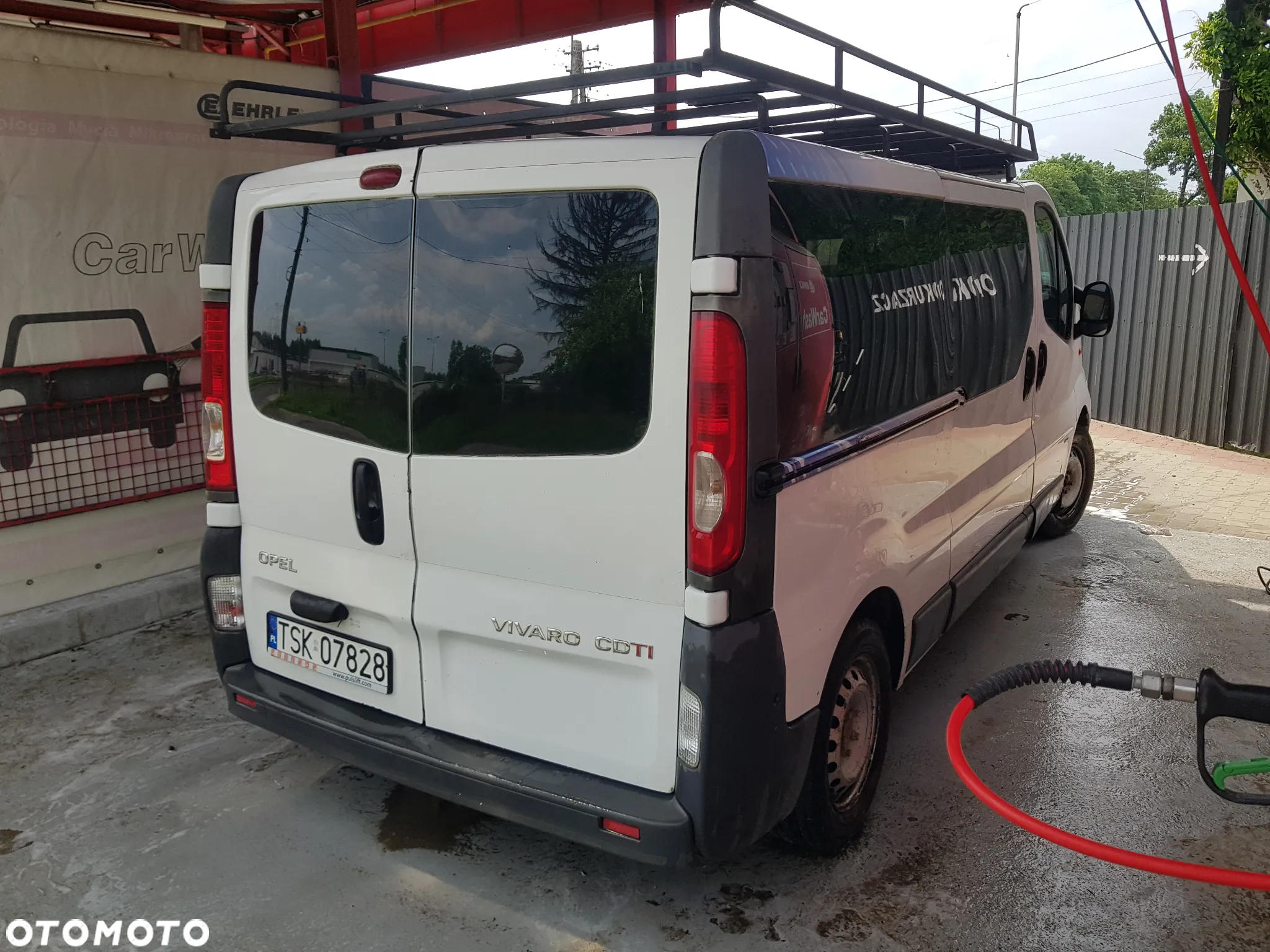 Opel Vivaro L2H1 2.9t - 4