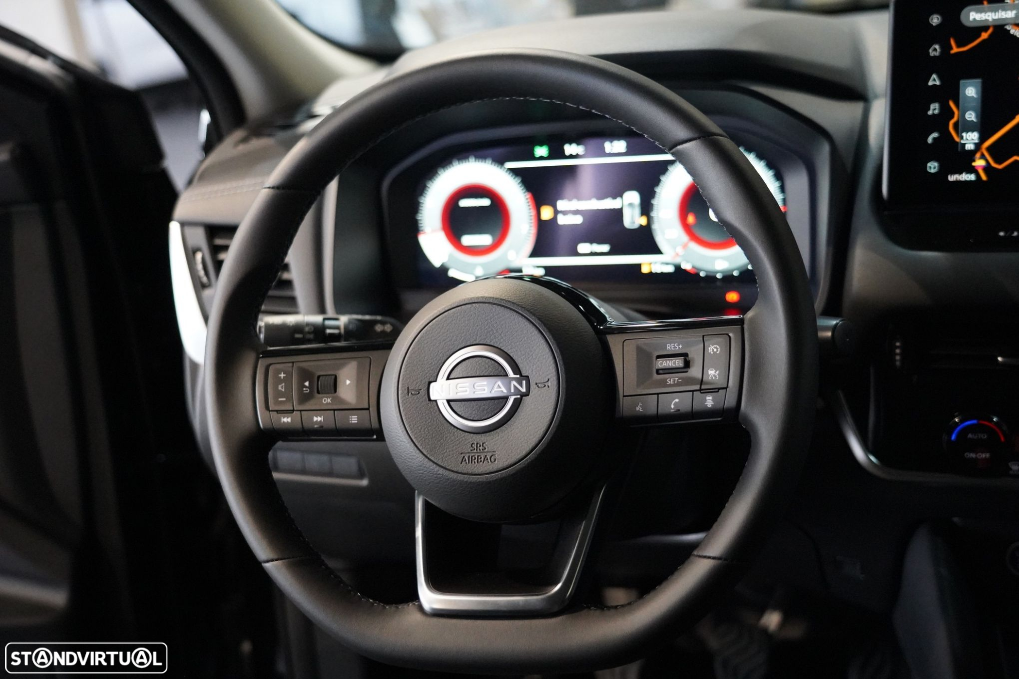 Nissan Qashqai 1.3 DIG-T N-Connecta LED+TT+SKY - 27