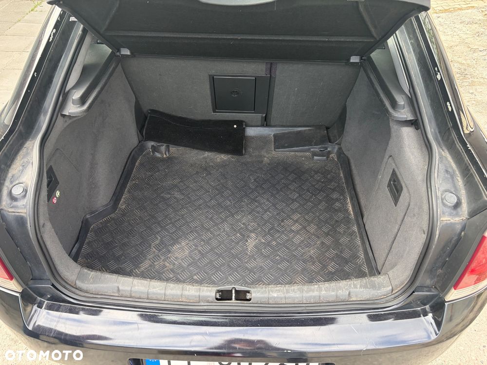 Opel Vectra 1.9 CDTI Sport / GTS - 12