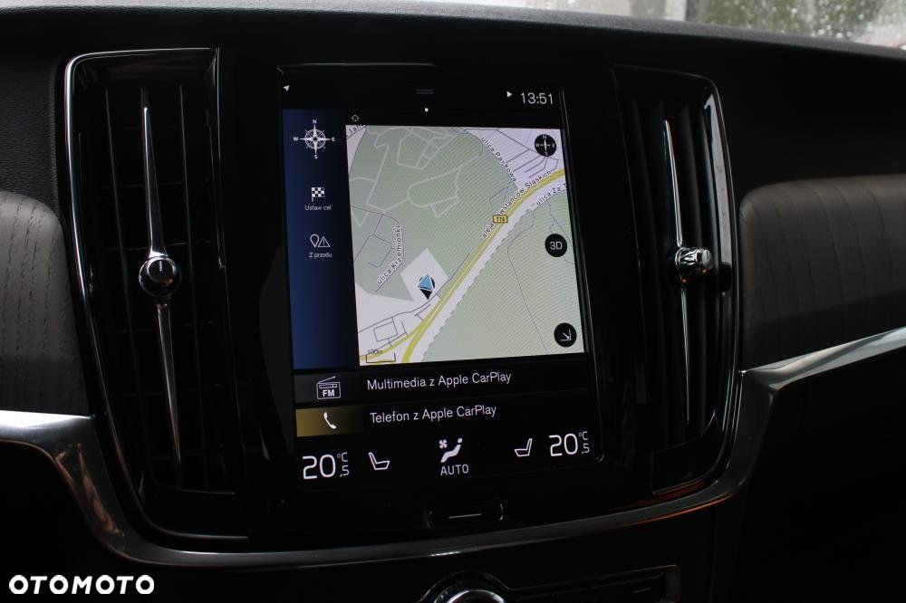 Volvo V90 Cross Country - 20
