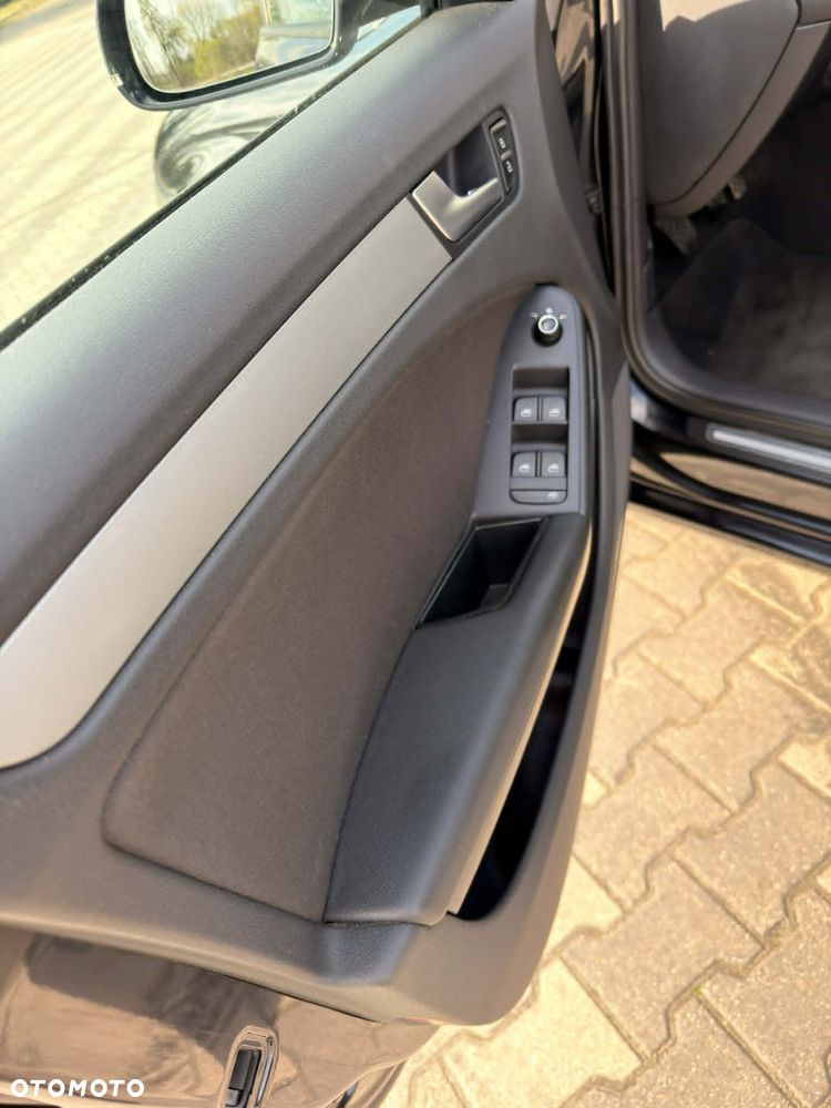 Audi A4 Limousine - 11