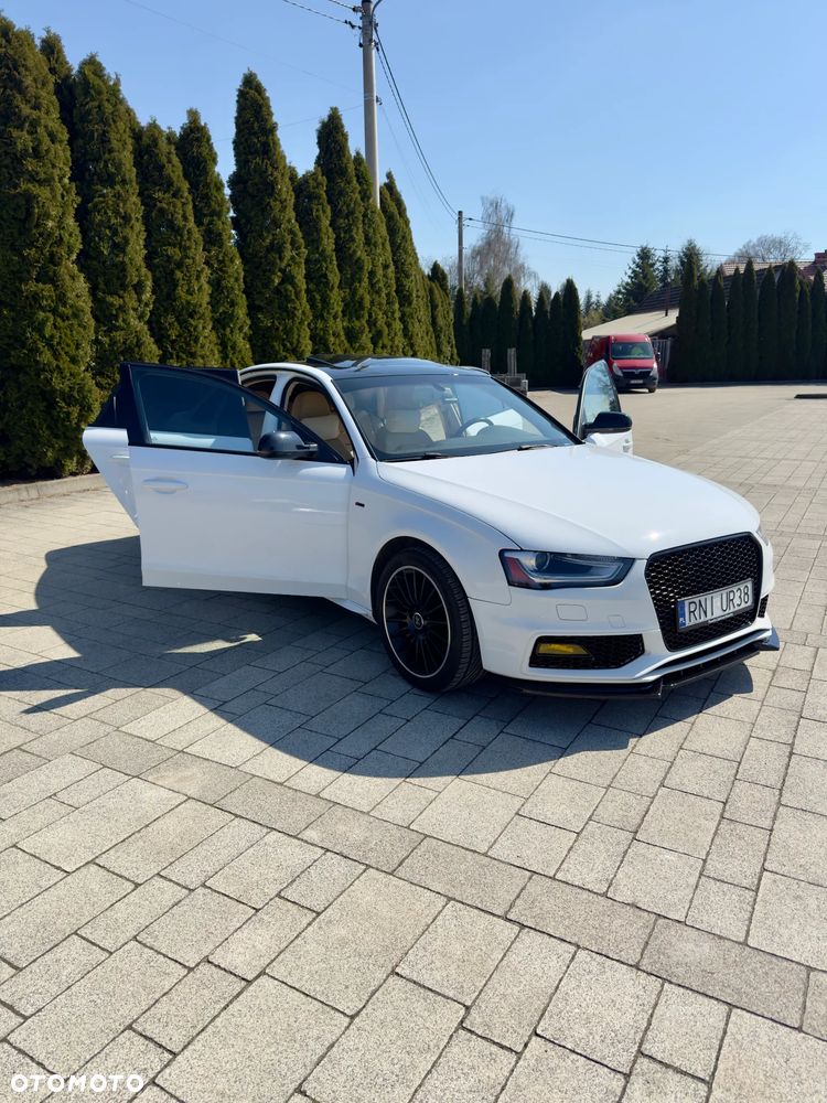 Audi A4 Limousine - 11