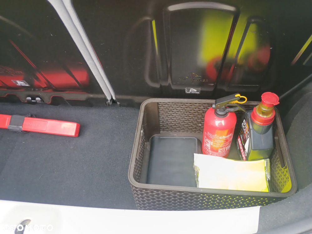 Toyota Aygo x-play - 11