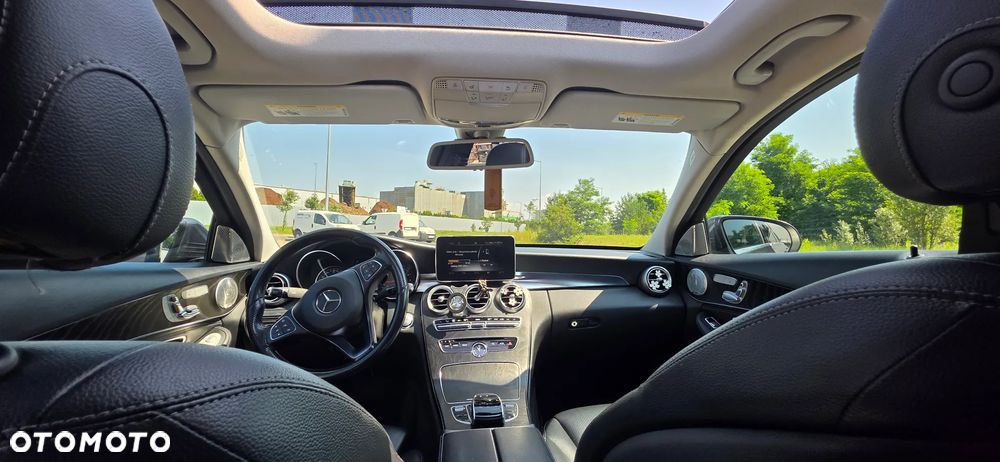 Mercedes-Benz Klasa C 300 7G-TRONIC - 11