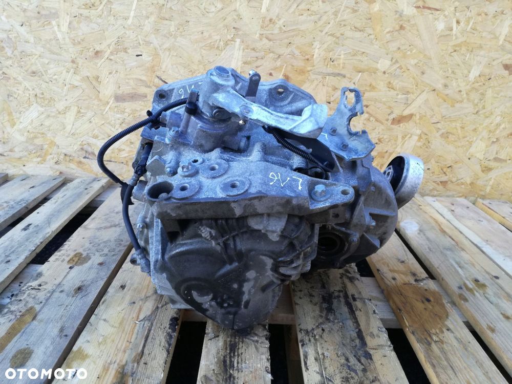 opel corsa skrzynia biegów 55192042 manualna 1.7 diesel 125km 2007 - 3