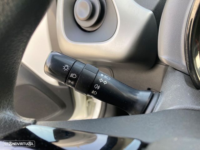 Peugeot 108 1.0 VTi Active - 13