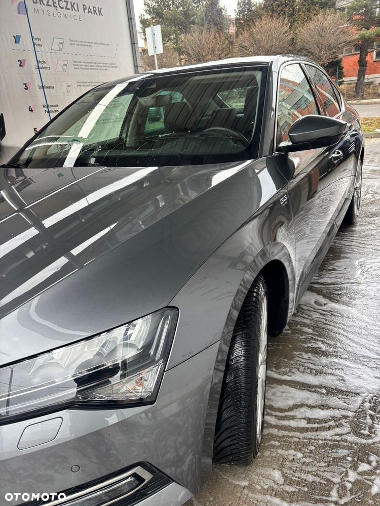 Skoda Superb 2.0 TDI SCR 4x4 Style DSG - 2