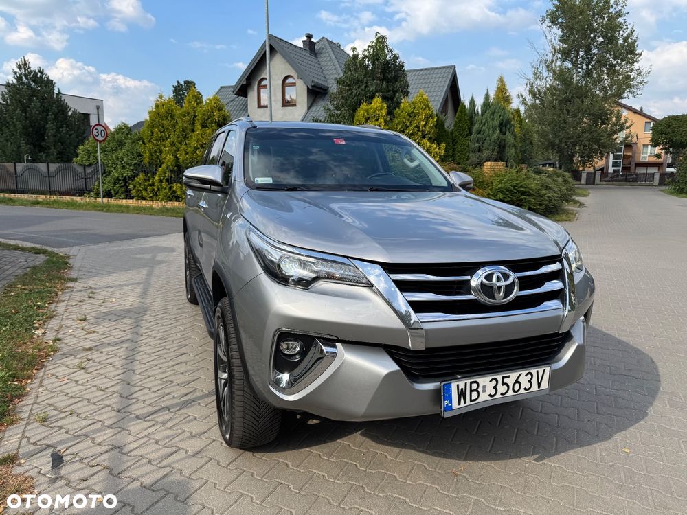 Toyota Fortuner - 9